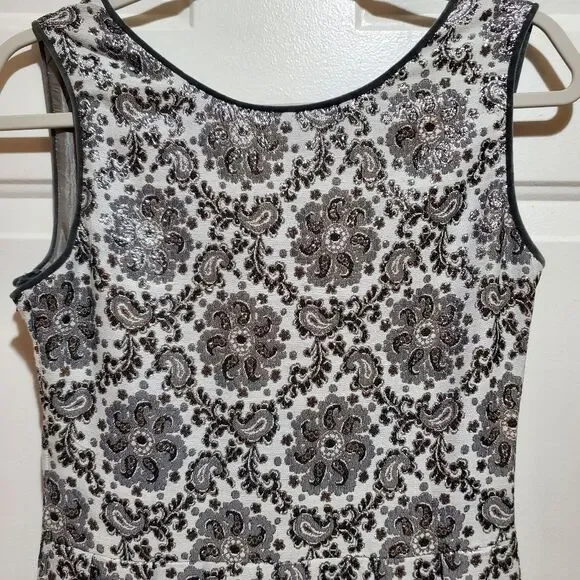 Vintage Rose Dirndl Metallic Floral Paisley Sleeveless Maxi Dress Gown Bridgeton